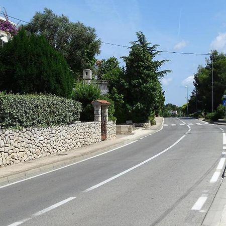 Apartments Losinj Mali Losinj Exterior photo