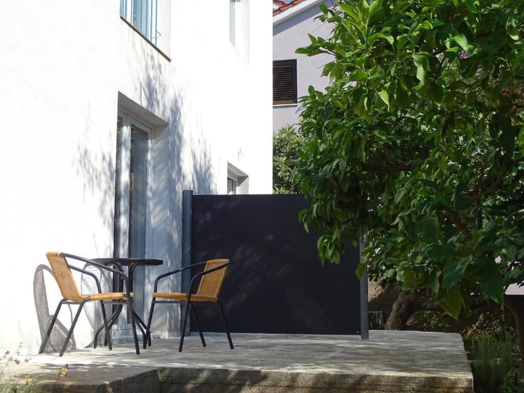Apartments Losinj Mali Losinj Exterior photo