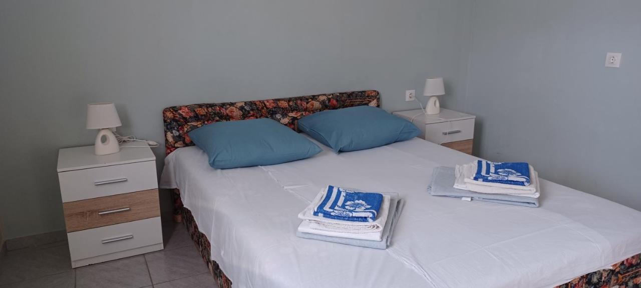 Apartments Losinj Mali Losinj Exterior photo